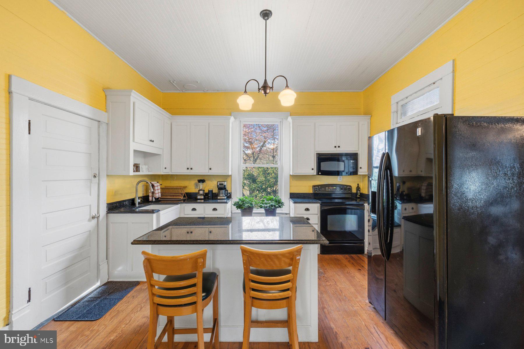 2136 Rocksprings Road Ringgold, VA 24586 - Photo 21 of 57 Bright and inviting kitchen oasis.