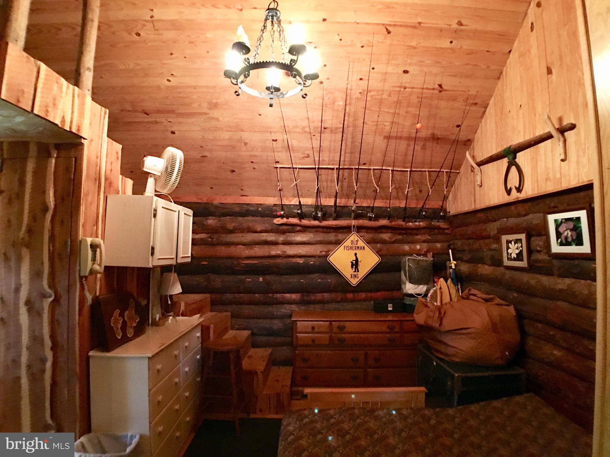 1515 Fort Valley Road Luray, VA 22835 - Photo 134 of 148 Secondary Cabin - Open Layout Sleeping Areas