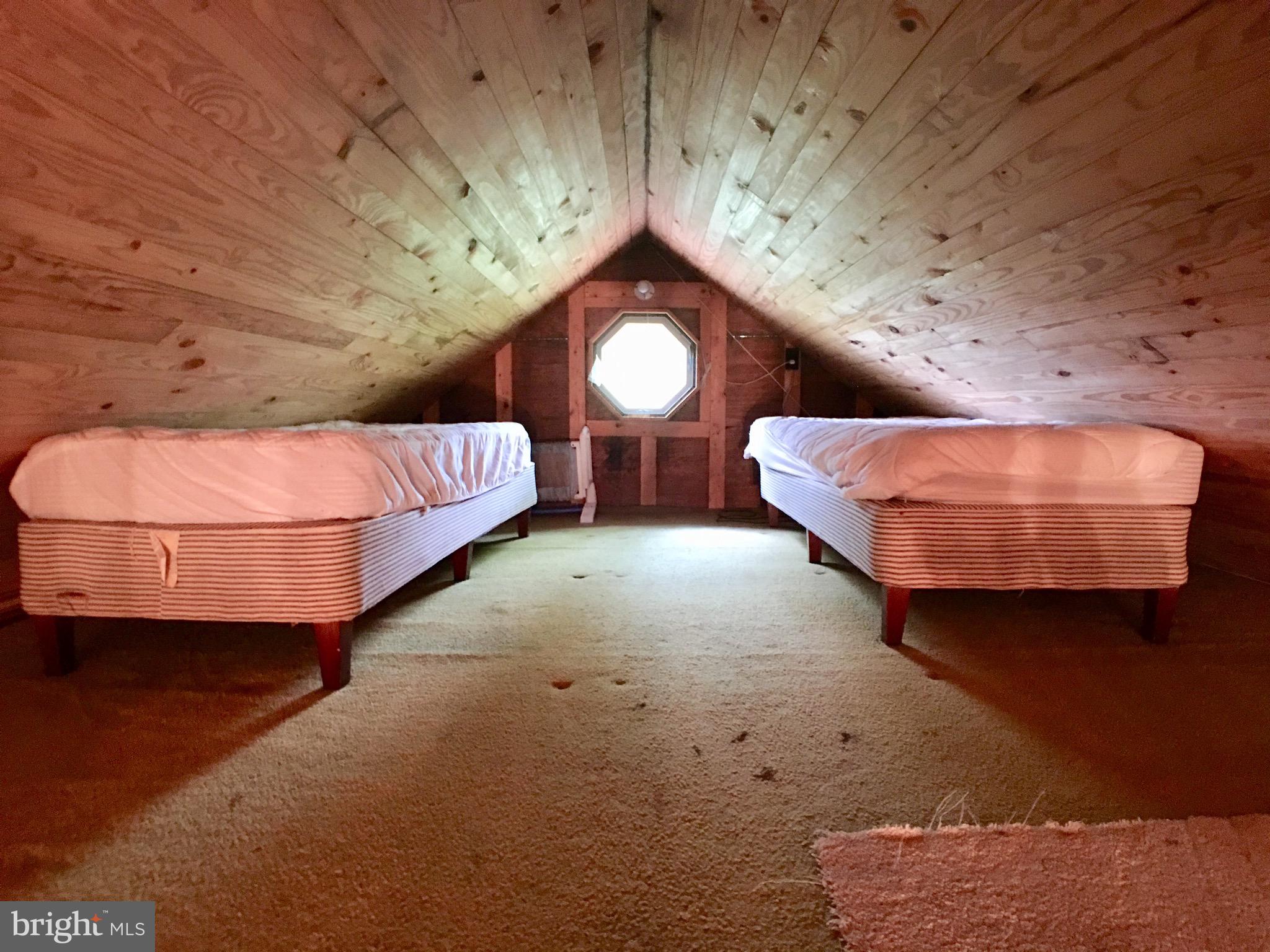 1515 Fort Valley Road Luray, VA 22835 - Photo 146 of 148 Secondary Cabin - Loft Sleeping Area