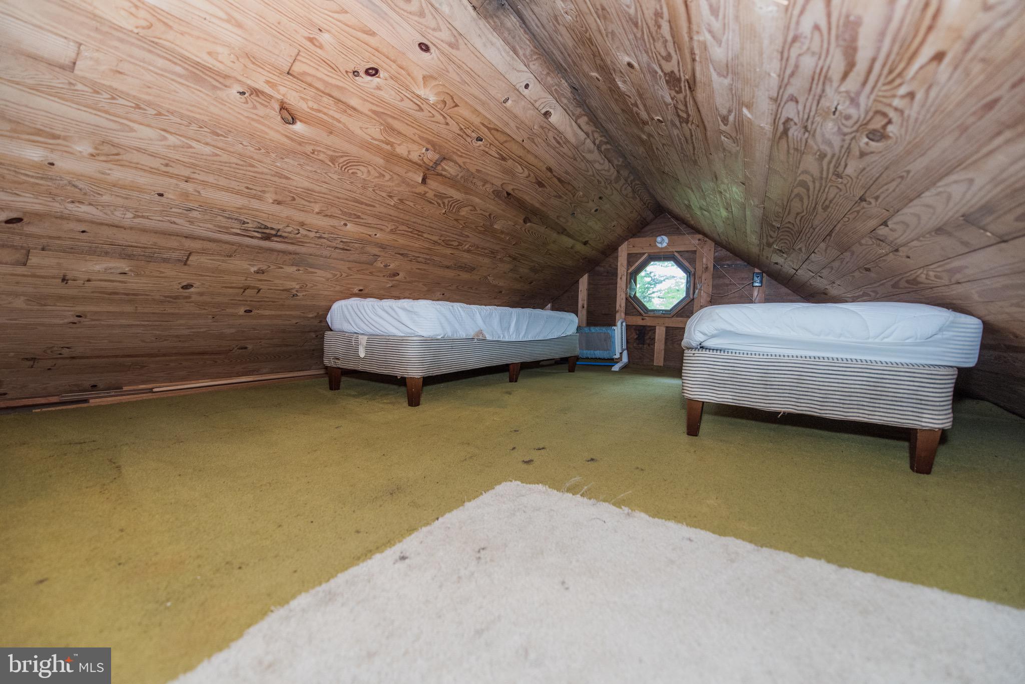 1515 Fort Valley Road Luray, VA 22835 - Photo 24 of 148 Secondary Cabin - Sleeping Loft Area