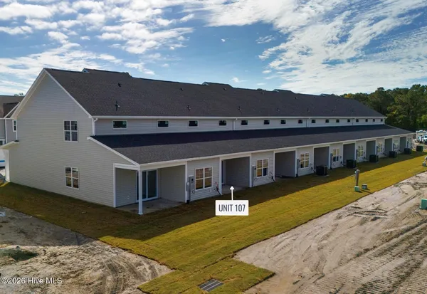 $389,900 | 235 Cline Way, Unit 107 1809 LIVE OAK, Beaufort, NC 28516