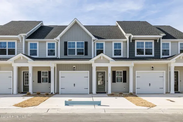 $389,900 | 235 Cline Way, Unit 107 1809 LIVE OAK, Beaufort, NC 28516