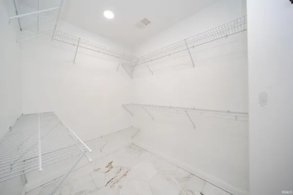 $500,000 | 1909 West 600 S Road South, Muncie, IN 47302