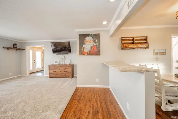 $500,000 | 1909 West 600 S Road South, Muncie, IN 47302