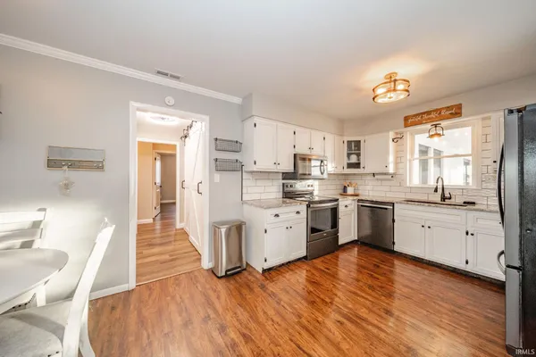 $500,000 | 1909 West 600 S Road South, Muncie, IN 47302