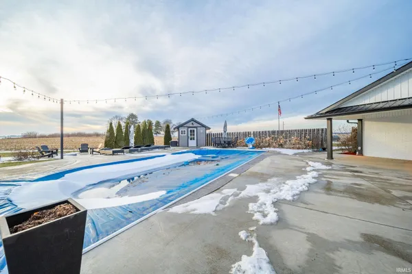 $500,000 | 1909 West 600 S Road South, Muncie, IN 47302