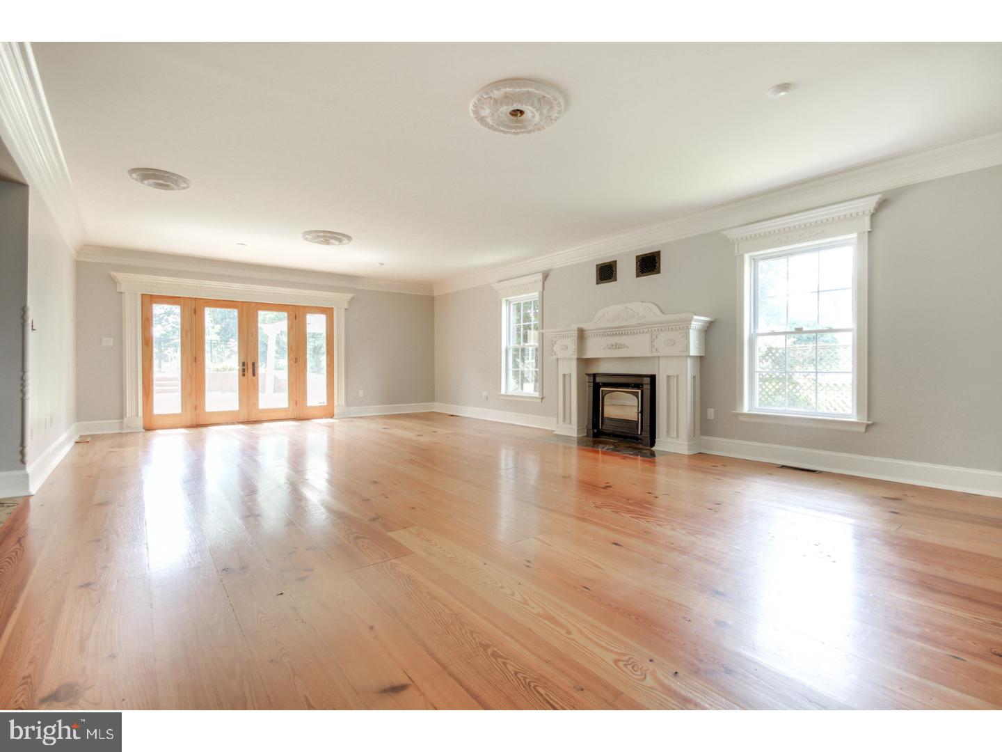416 Old Lancaster Road Berwyn, PA 19312 - Photo 5 of 25