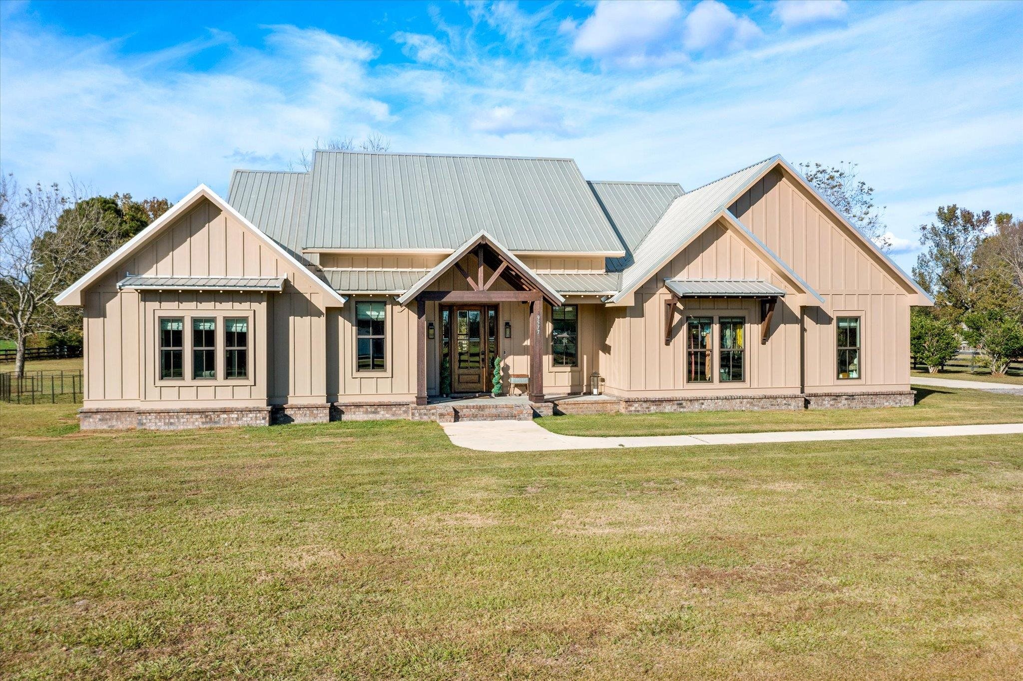9577 Pleasant Road Daphne, AL 36526 - Photo 1 of 43 Primary Front Photo