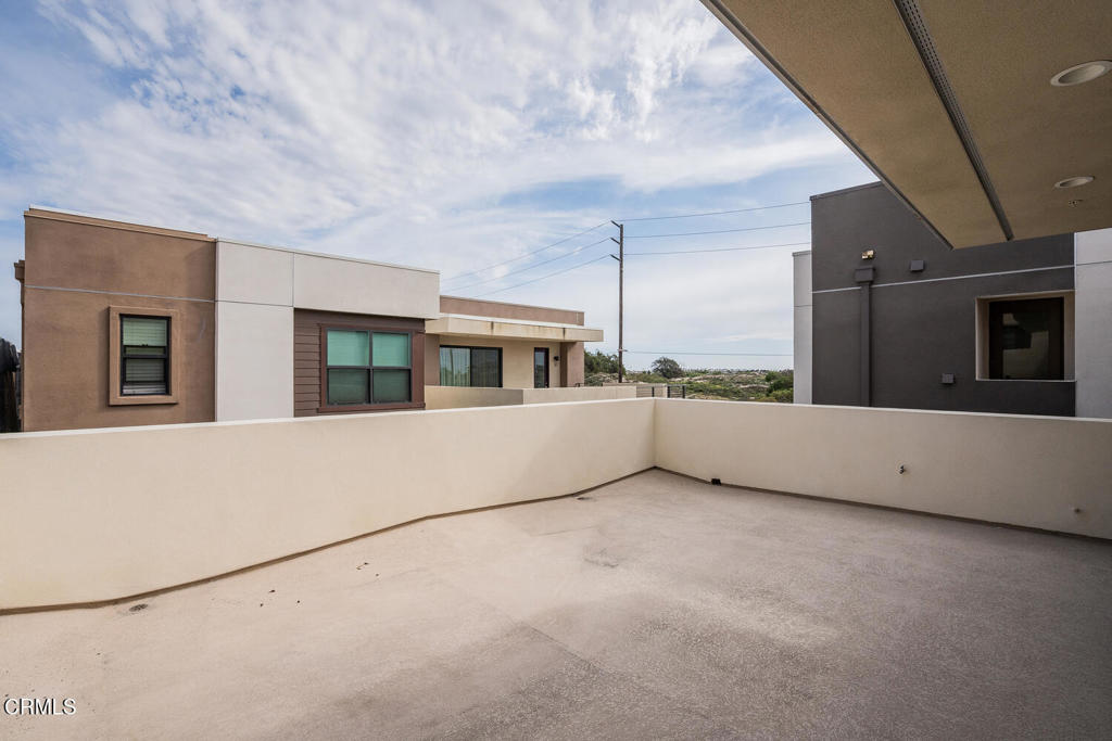 1085 Canal Street Oxnard, CA 93035 - Photo 33 of 51