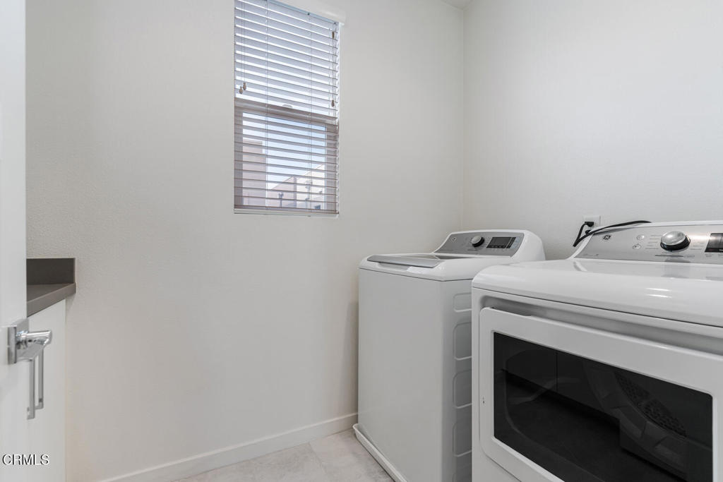 1085 Canal Street Oxnard, CA 93035 - Photo 44 of 51