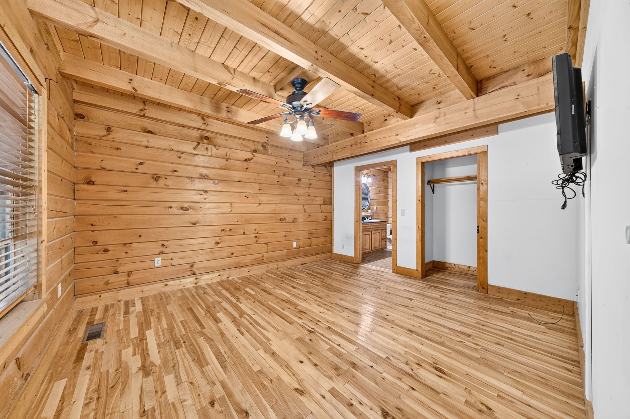 35 Ridge View Lane Spencer, TN 38585 - Photo 7 of 35 Gallery Image 7