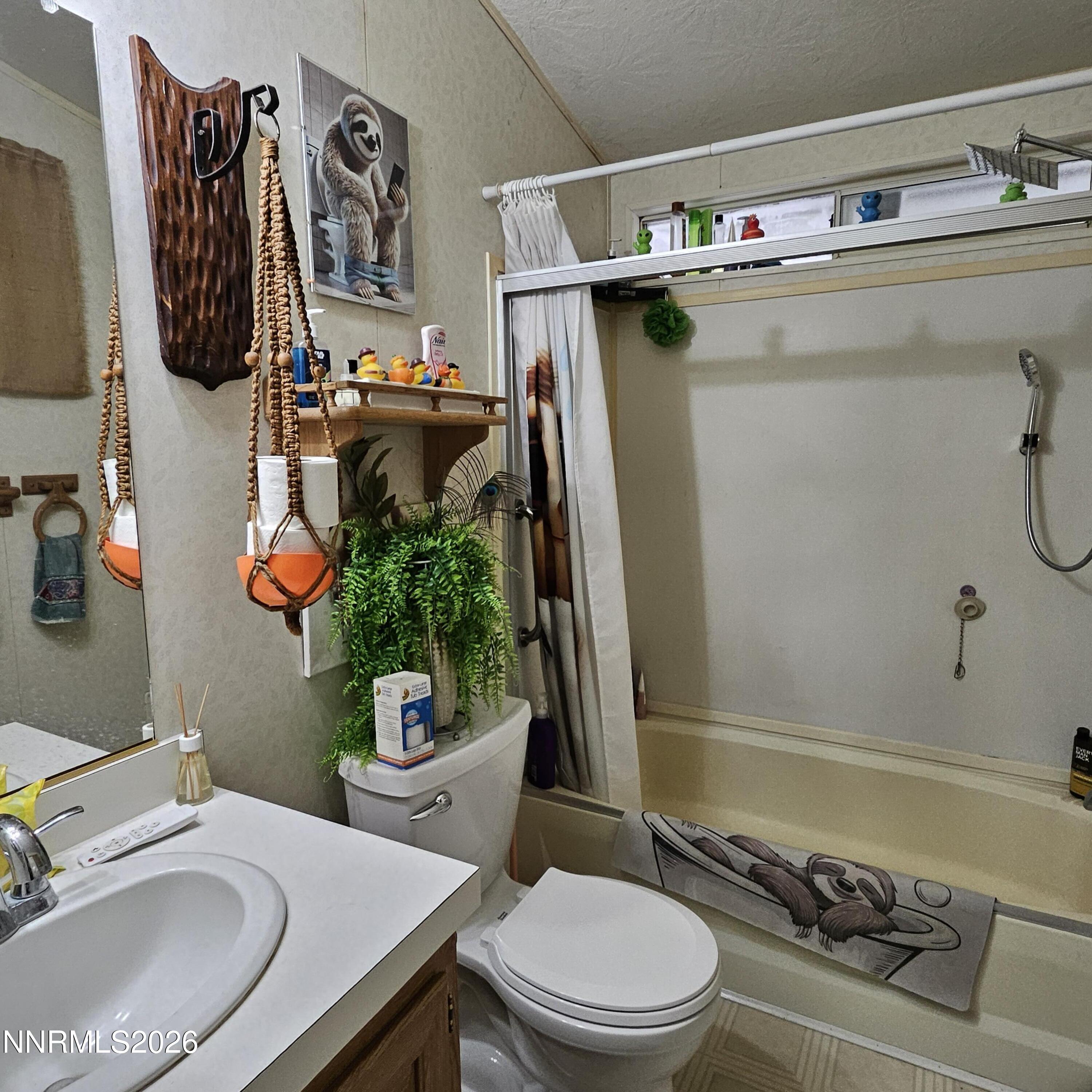 936 Jasper Way Fernley, NV 89408 - Photo 14 of 17 20260418_131833
