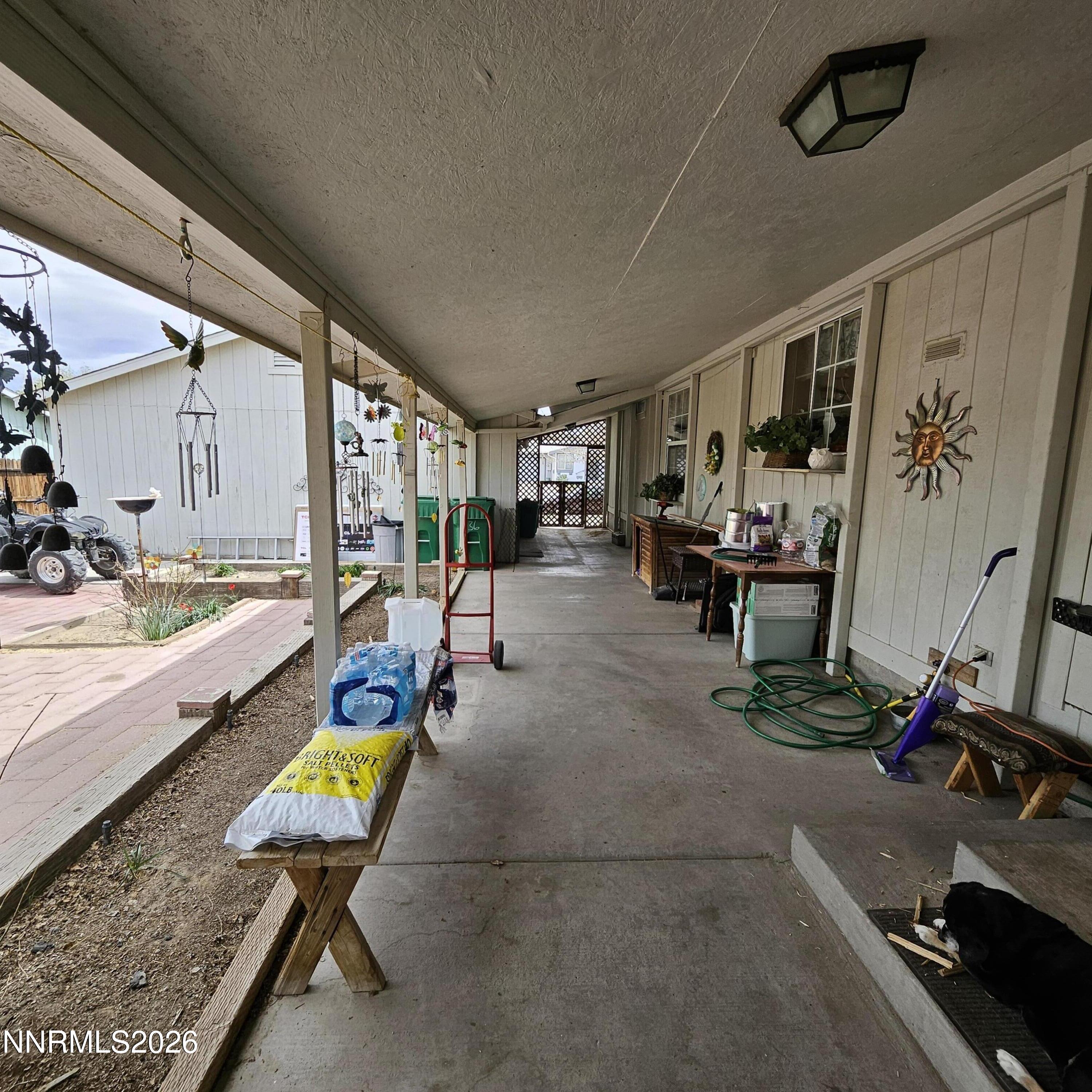 936 Jasper Way Fernley, NV 89408 - Photo 3 of 17 20260415_135446