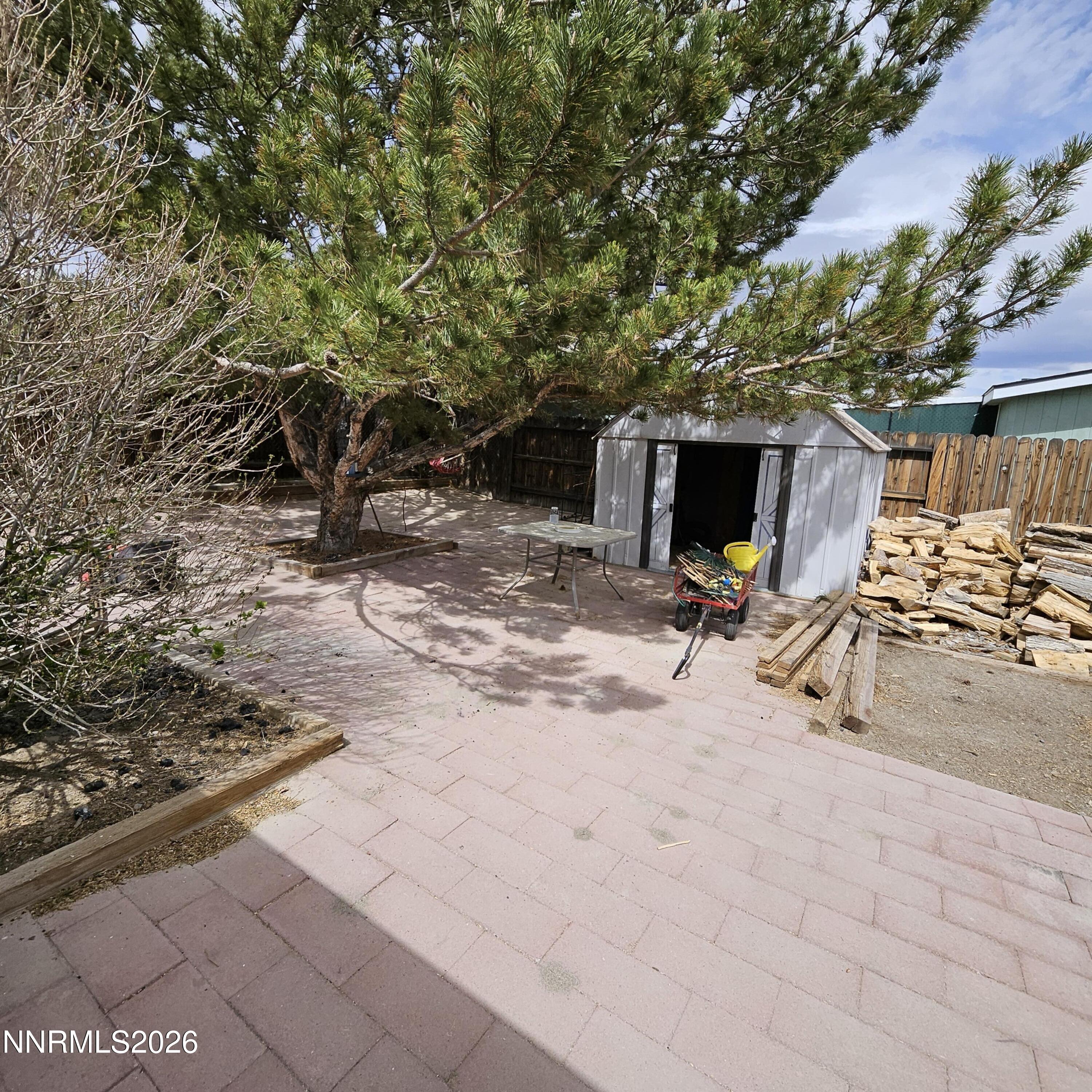 936 Jasper Way Fernley, NV 89408 - Photo 7 of 17 20260415_135242