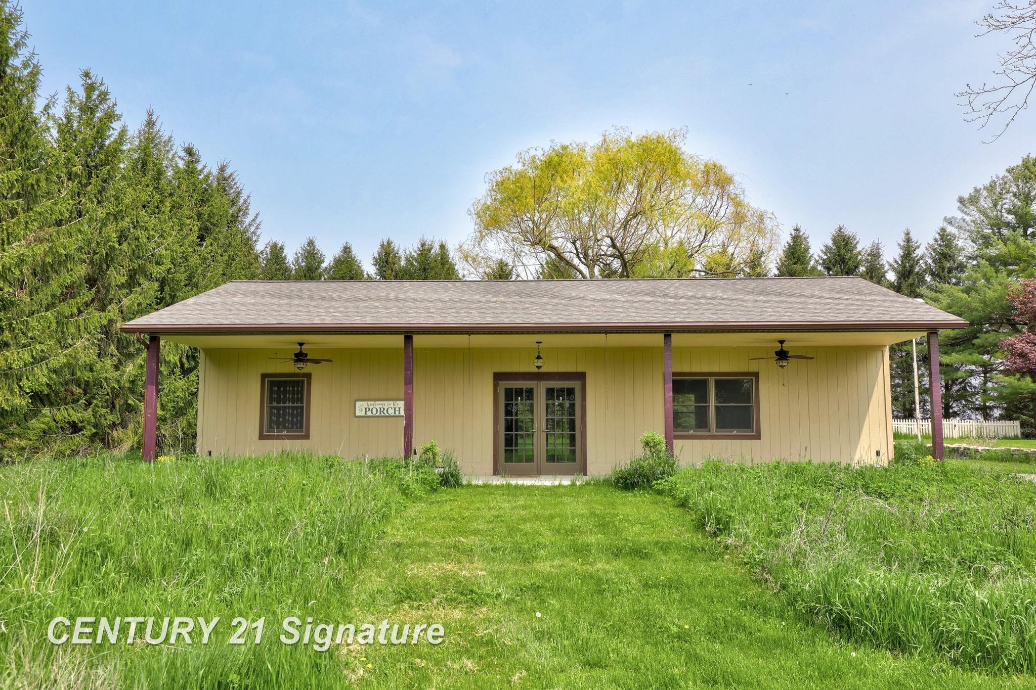 720 Pt Crescent Rd Port Port Austin, MI 48467 - Photo 46 of 79