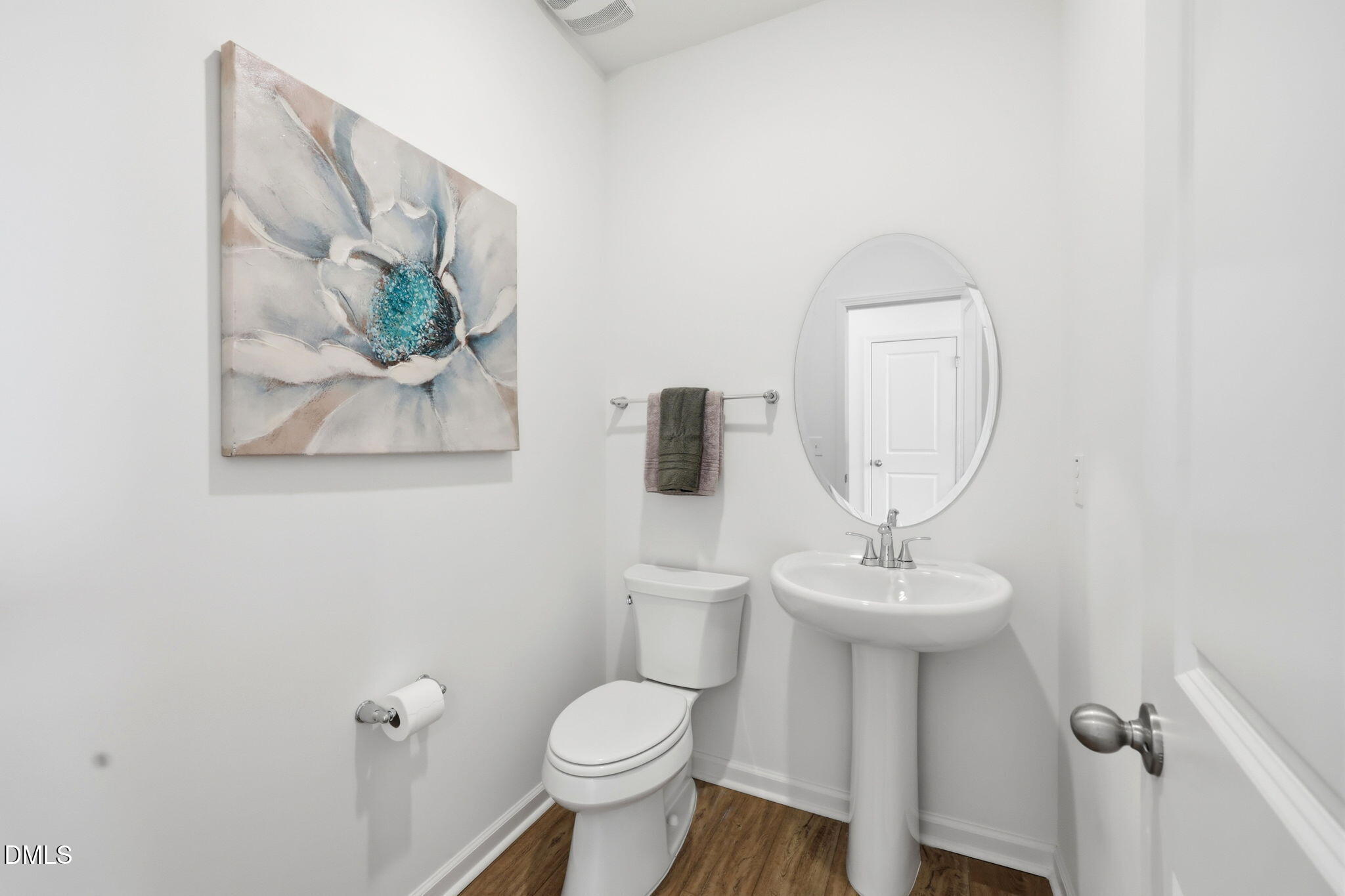 2732 Princess Tree Drive Raleigh, NC 27616 - Photo 6 of 41 20-web-or-mls-IMG_8639_edit