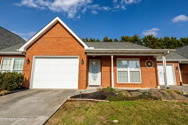 $320,000 | 2906 Dominion Drive, Unit 3, Maryville, TN 37803