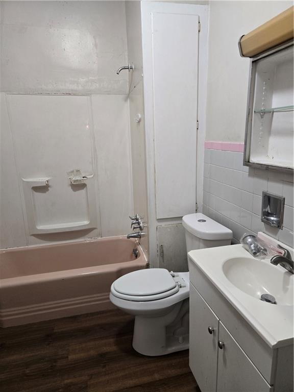 75 Rosamond Street McKees Rocks, PA 15136 - Photo 6 of 16 Gallery Image 6