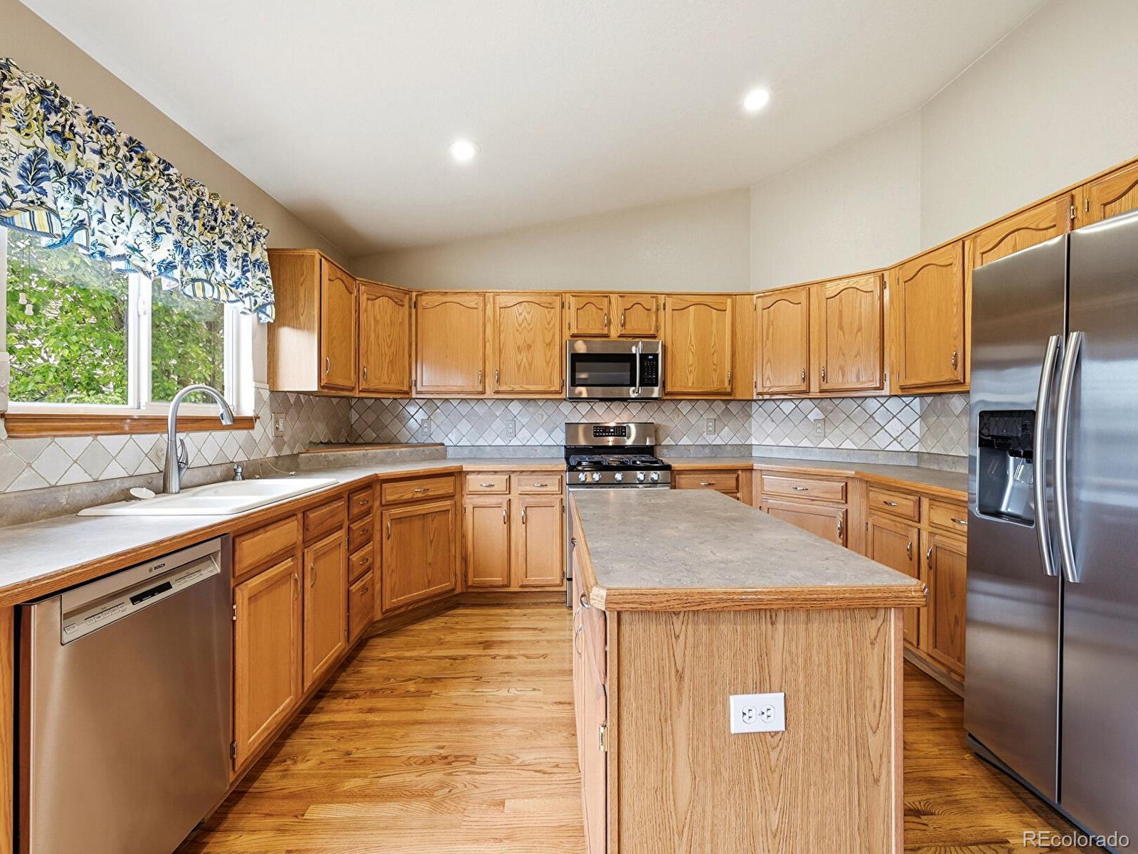 8278 South Reed Way Littleton, CO 80128 - Photo 11 of 30