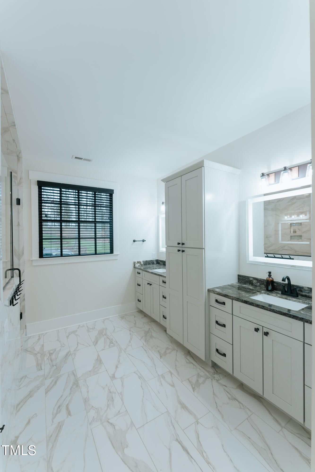 1075 Estate Road Semora, NC 27343 - Photo 40 of 80 1075 Estate Interiors-66
