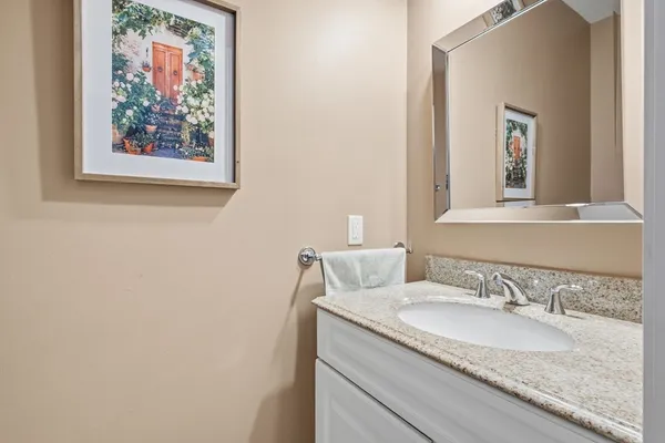 $619,900 | 90 Rangeway Road, Unit 204, Billerica, MA 01862