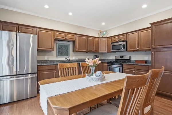 $619,900 | 90 Rangeway Road, Unit 204, Billerica, MA 01862