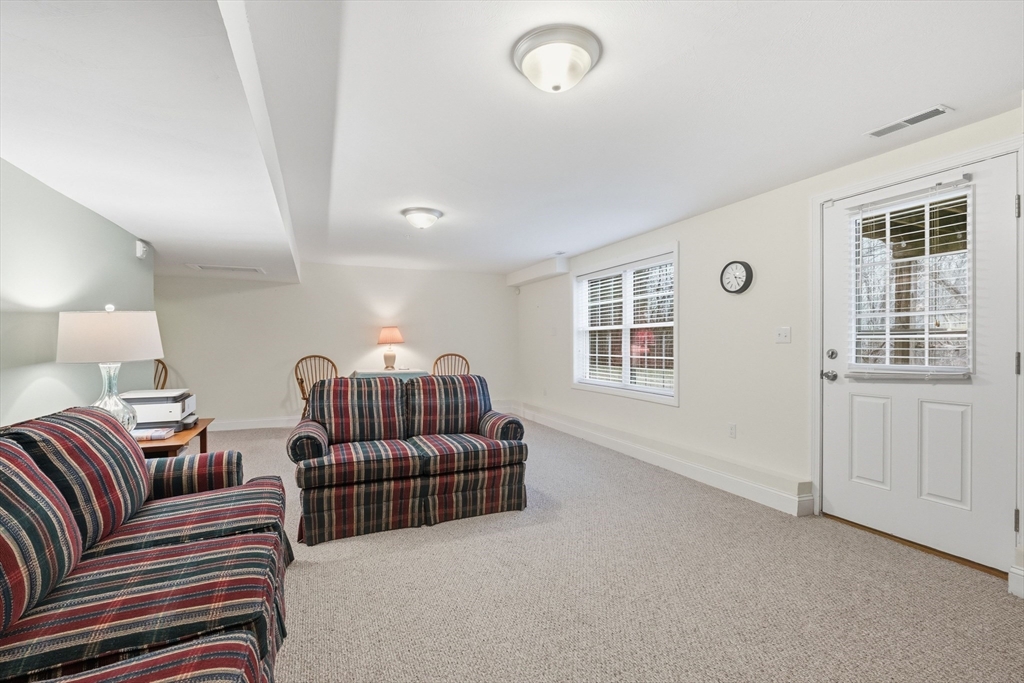 90 Rangeway Road, Unit 204 Billerica, MA 01862 - Photo 27 of 41