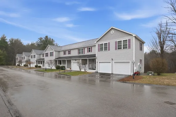 $619,900 | 90 Rangeway Road, Unit 204, Billerica, MA 01862