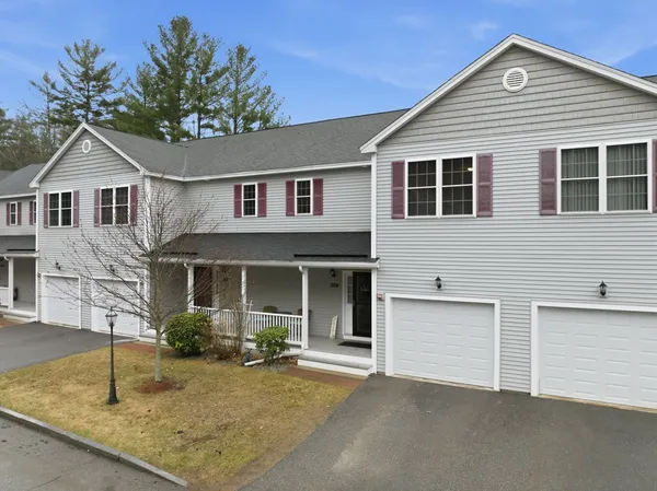 $619,900 | 90 Rangeway Road, Unit 204, Billerica, MA 01862