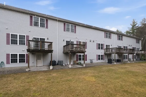 $619,900 | 90 Rangeway Road, Unit 204, Billerica, MA 01862