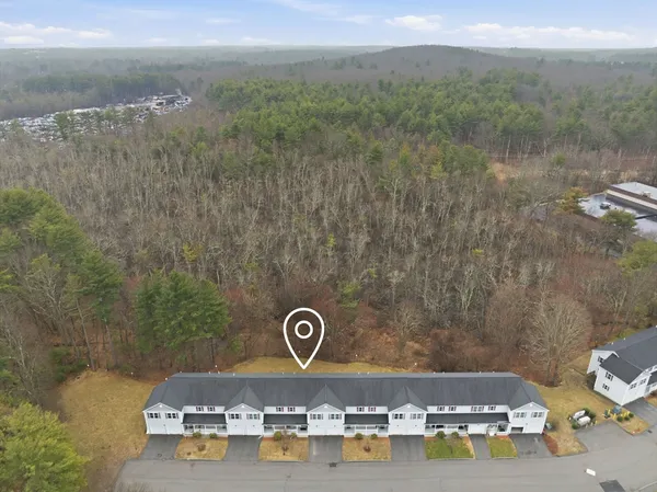 $619,900 | 90 Rangeway Road, Unit 204, Billerica, MA 01862