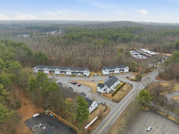 $619,900 | 90 Rangeway Road, Unit 204, Billerica, MA 01862