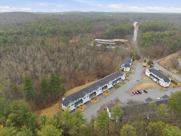 $619,900 | 90 Rangeway Road, Unit 204, Billerica, MA 01862