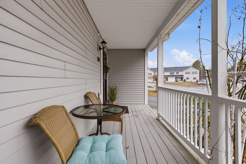 90 Rangeway Road, Unit 204 Billerica, MA 01862 - Photo 4 of 41