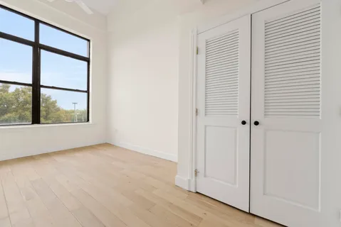 $820,000 | 300 Communipaw Avenue, Unit 234, Jersey City, NJ 07304