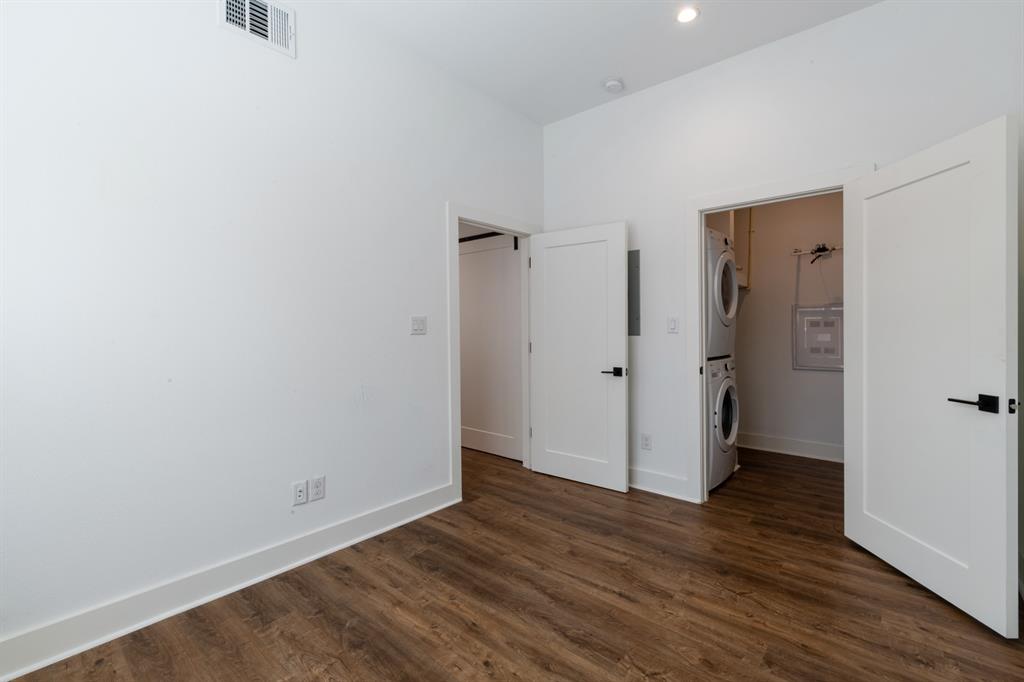 617 North Tyler Street Dallas, TX 75208 - Photo 14 of 17