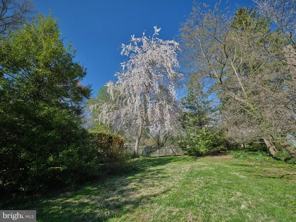 $925,000 | 92 Homestead Drive, Doylestown, PA 18901