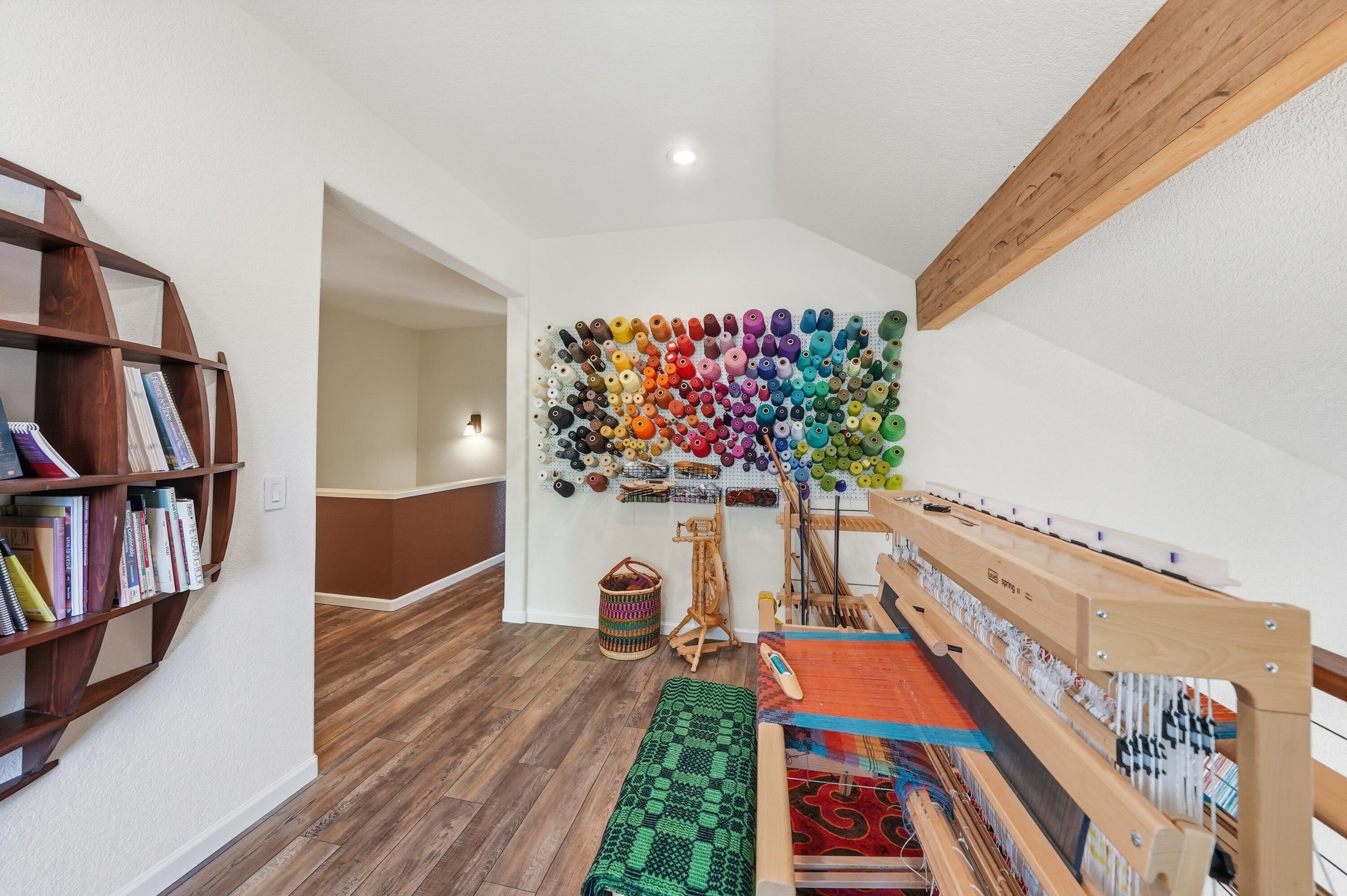 61153 Ridgewater Loop Bend, OR 97702 - Photo 26 of 63 35-print-Riley_Visuals_065