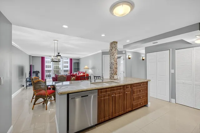 $480,000 | 1149 Hillsboro Mile, Unit 504, Hillsboro Beach, FL 33062