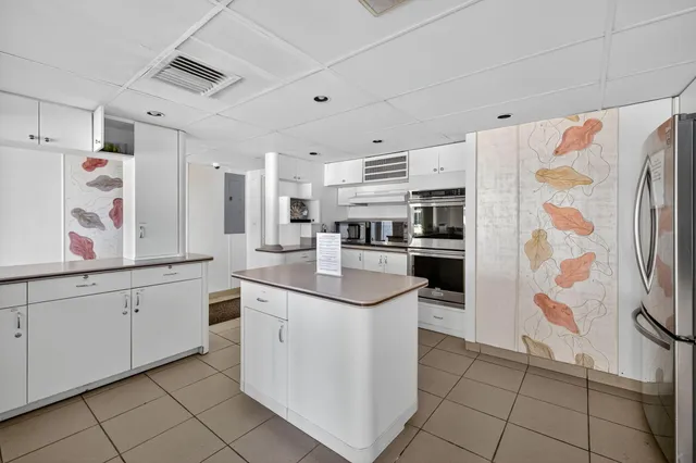 $480,000 | 1149 Hillsboro Mile, Unit 504, Hillsboro Beach, FL 33062