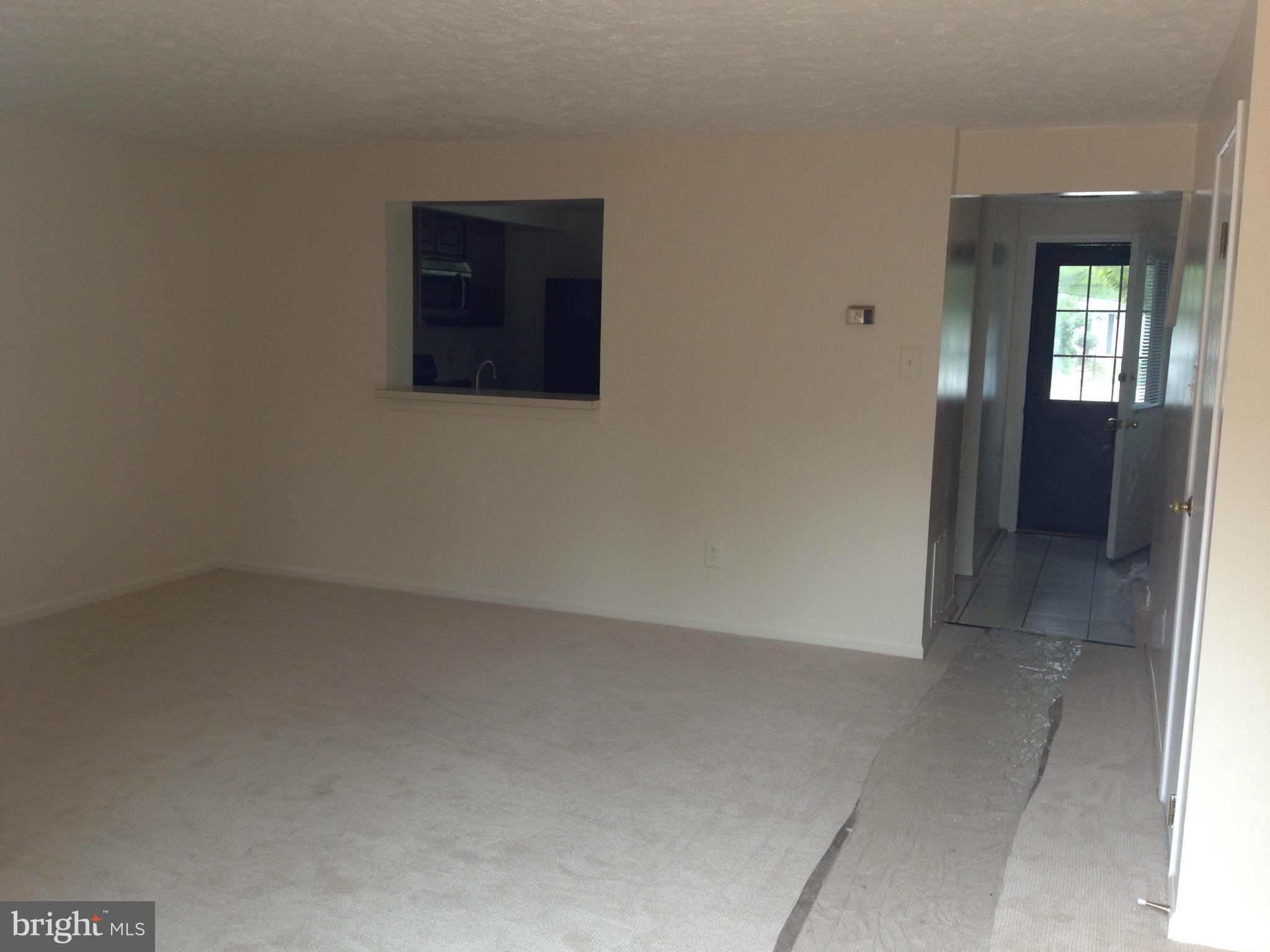 7473 Lone Star Road Lorton, VA 22079 - Photo 12 of 29 Living Room