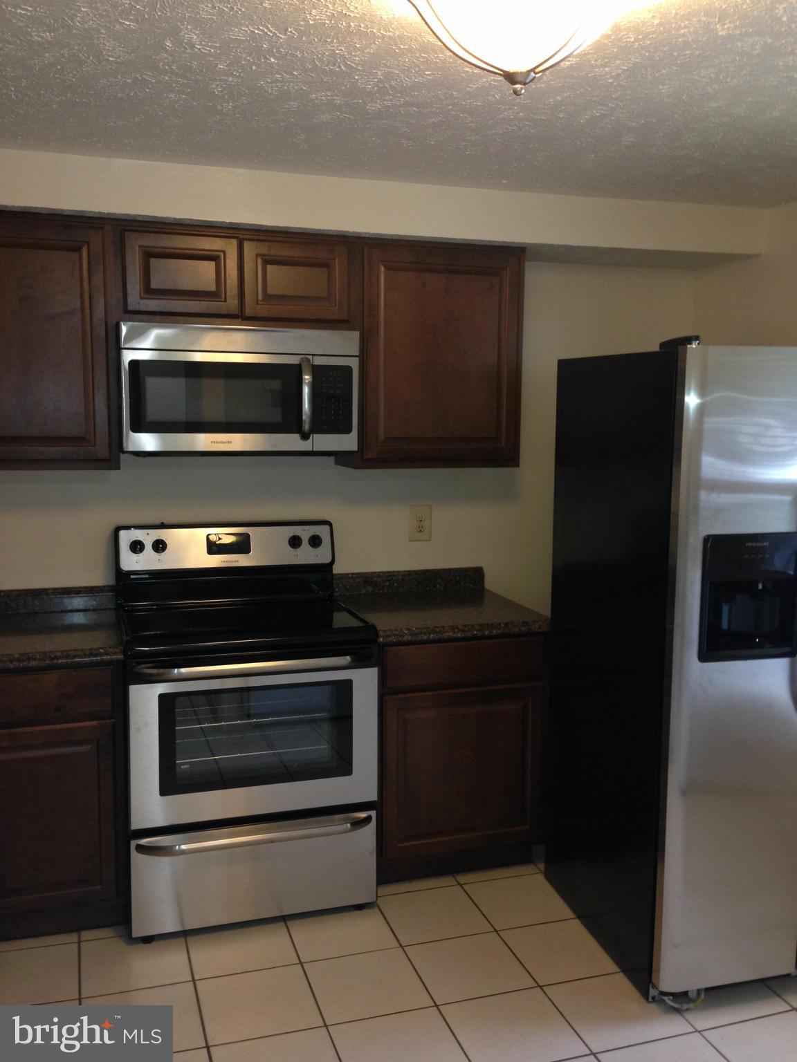 7473 Lone Star Road Lorton, VA 22079 - Photo 6 of 29 Kitchen