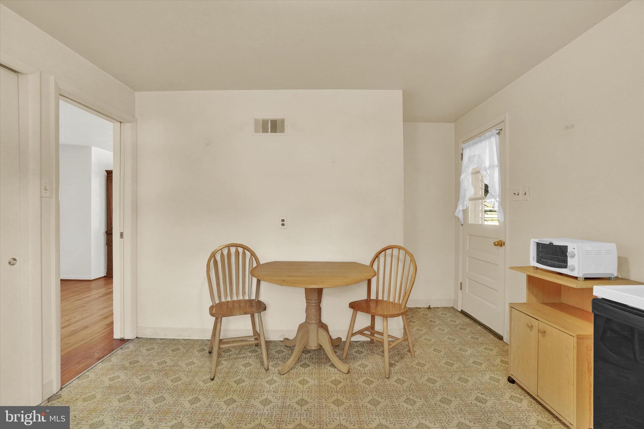 329 Peyton Road York, PA 17403 - Photo 9 of 31 Gallery Image 9