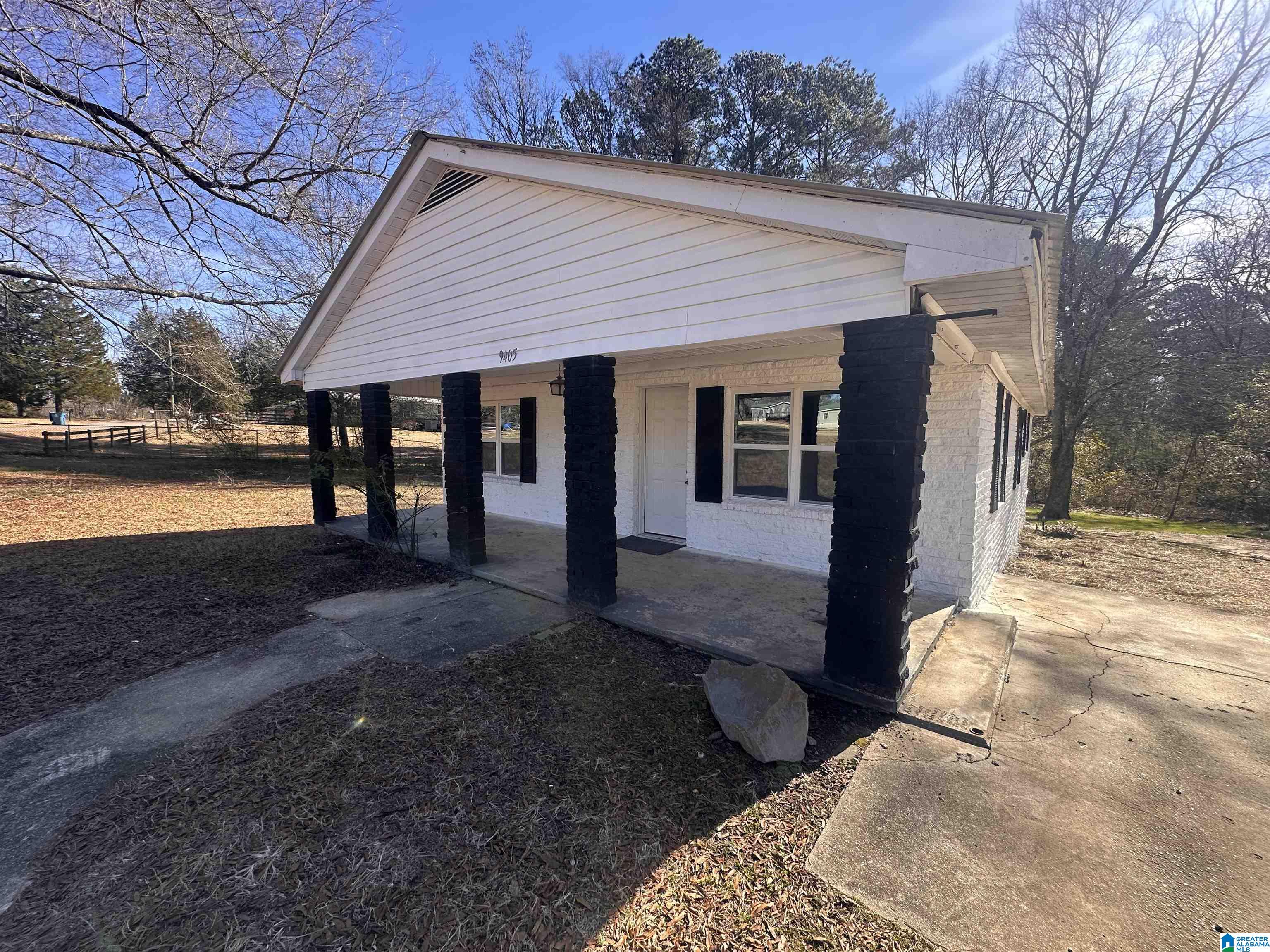9405 Asberry Road Warrior, AL 35180 - Photo 1 of 25