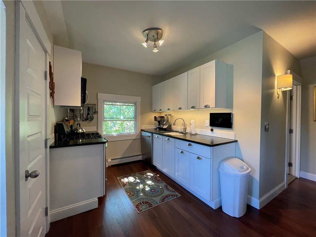 276 George Street, Unit 4 Providence, RI 02906 - Photo 8 of 19