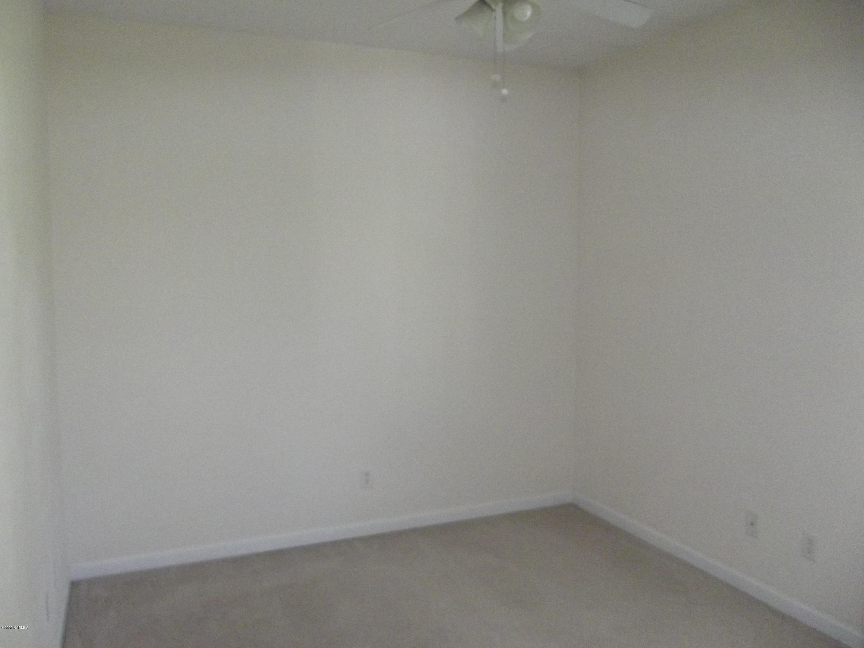 211 Lloyd Street Holly Ridge, NC 28445 - Photo 10 of 22 DSCF4996