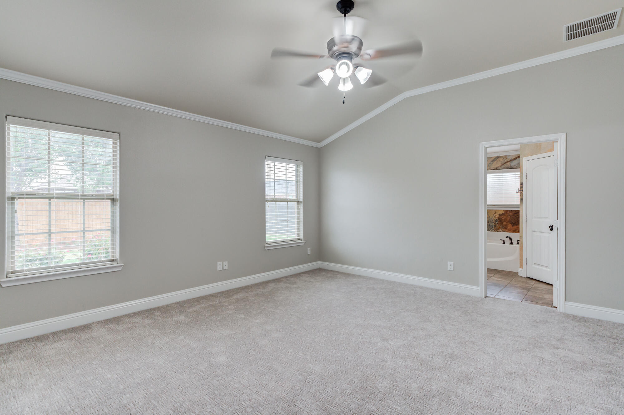 5727 109th Street Lubbock, TX 79424 - Photo 35 of 45 DSC06419_20_21_22_23