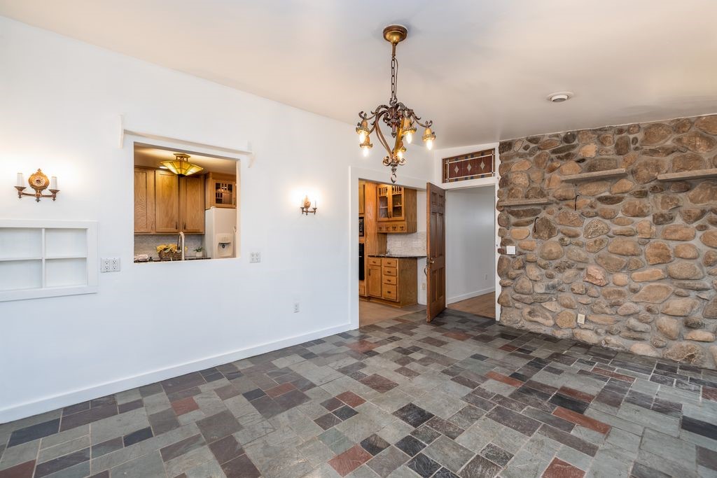 1616 Lake Road Webster, NY 14580 - Photo 9 of 38