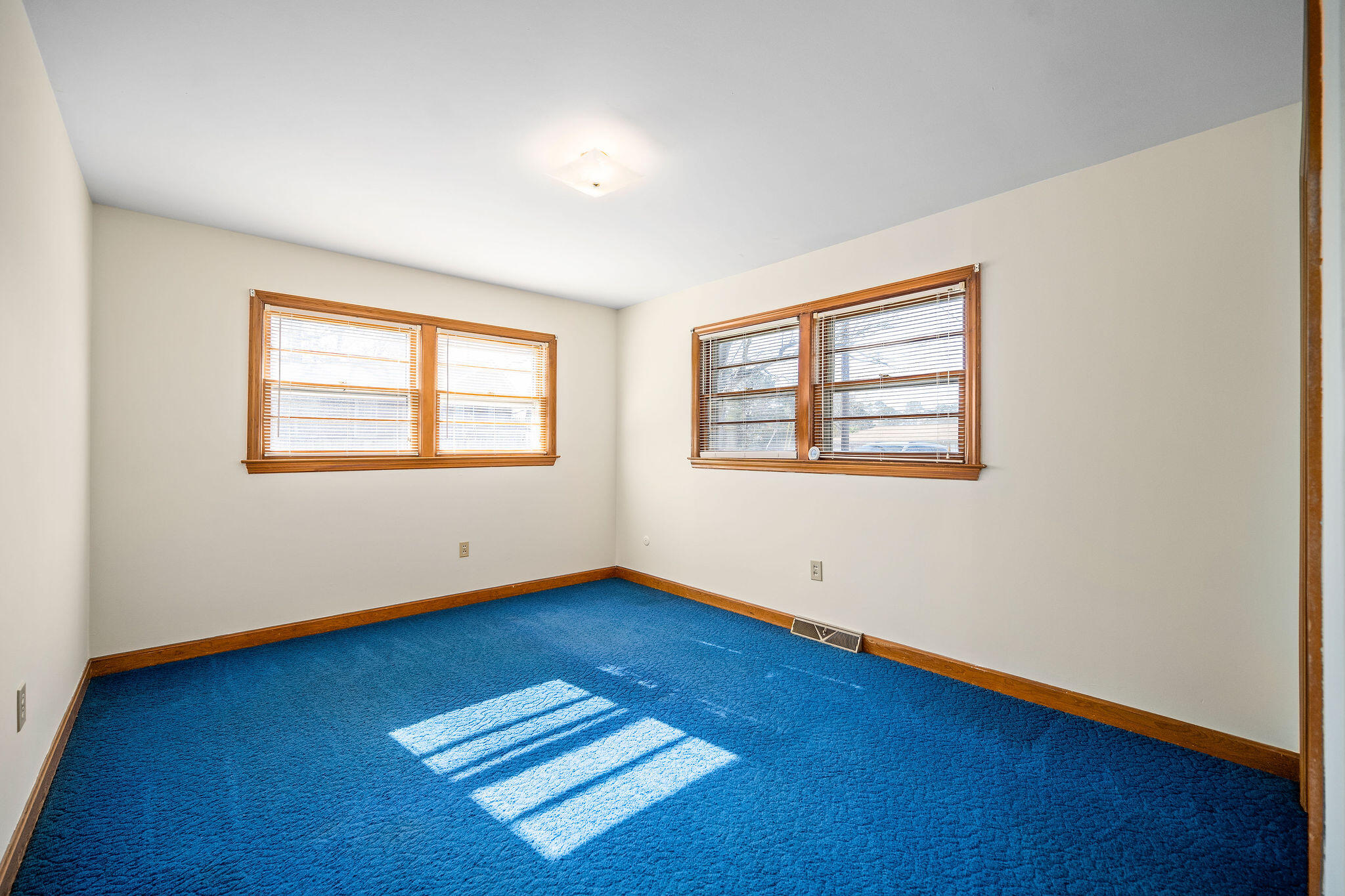 5880 North Rhett Avenue Hanahan, SC 29410 - Photo 16 of 22 Third Bedroom