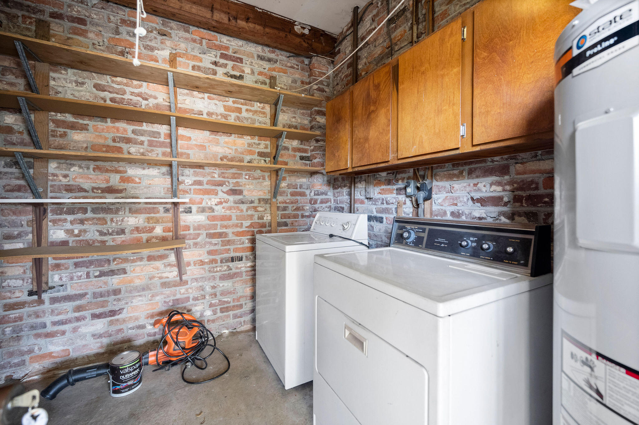 5880 North Rhett Avenue Hanahan, SC 29410 - Photo 19 of 22 Garage